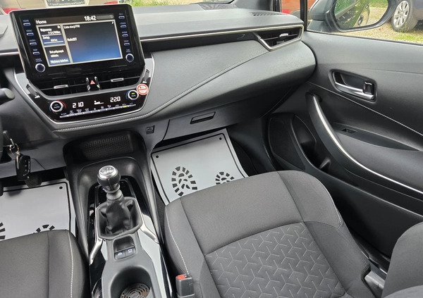 Toyota Corolla cena 65999 przebieg: 77456, rok produkcji 2019 z Brzeg małe 562